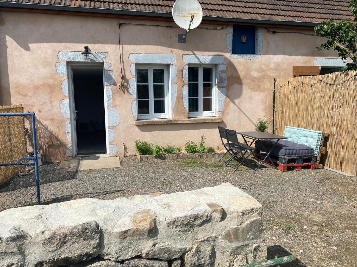 Le Patis Karadok - Le Gite A La Ferme Du Karadok'Inn Mesvres Екстер'єр фото